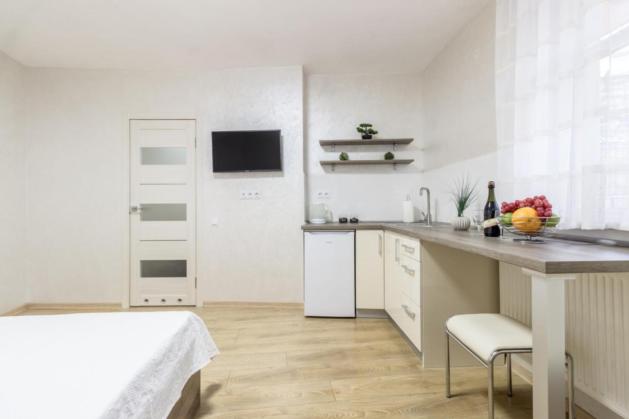 City Center Vip Studio Apartment Lviv Extérieur photo