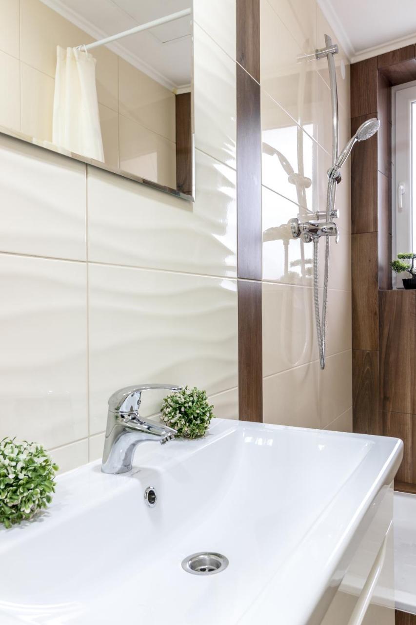 City Center Vip Studio Apartment Lviv Extérieur photo
