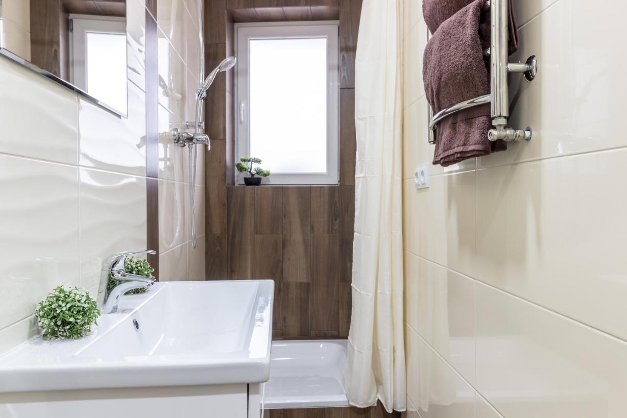 City Center Vip Studio Apartment Lviv Extérieur photo